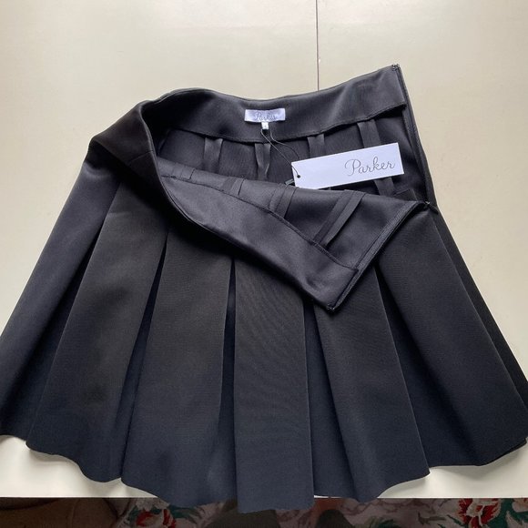 Parker black pleated skirt NEVER WORN TAGS STILL ON - Picture 1 of 3